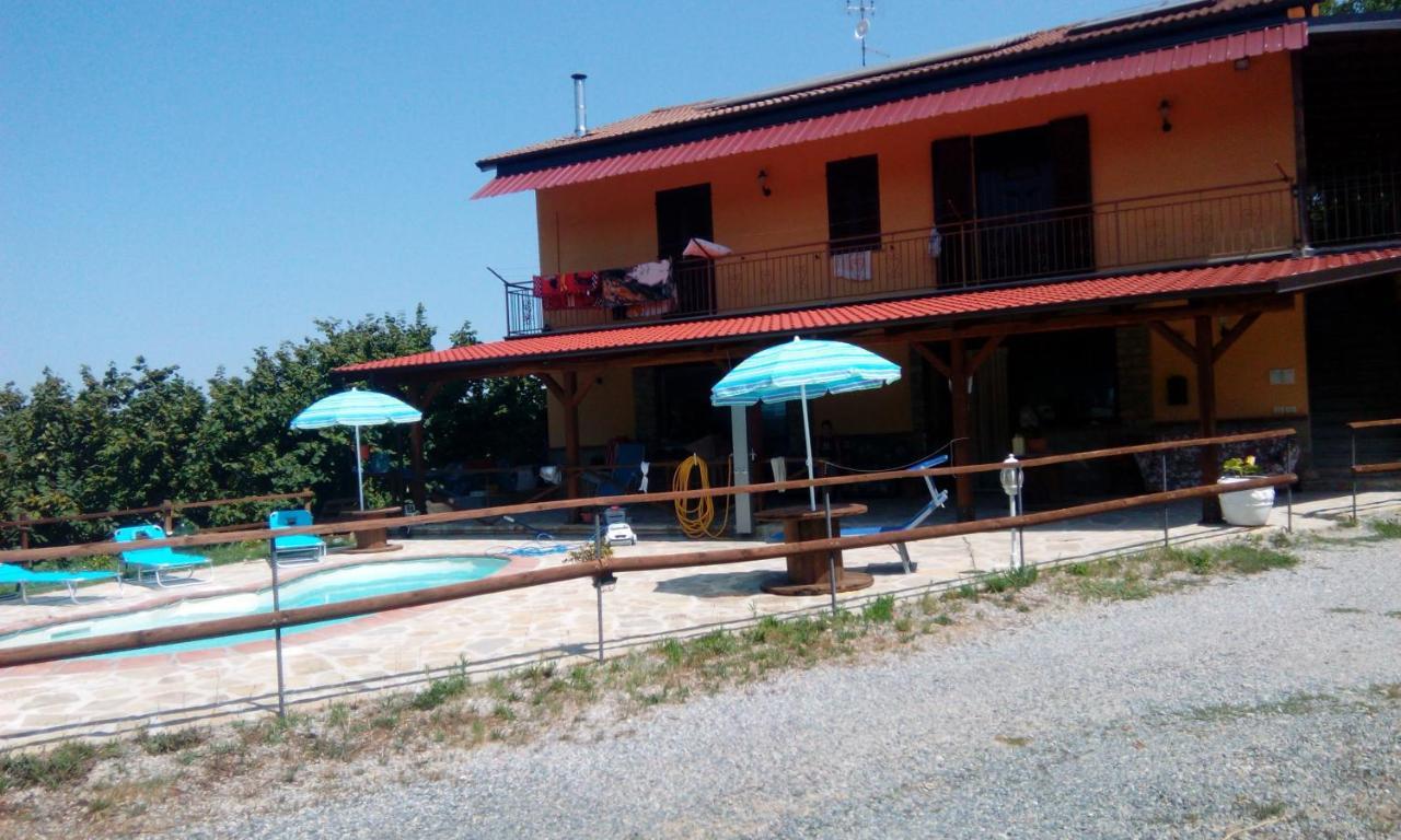Agriturismo Nizur'In Roccaverano Екстериор снимка