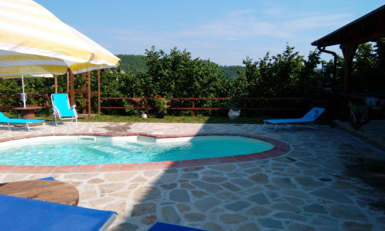 Agriturismo Nizur'In Roccaverano Екстериор снимка