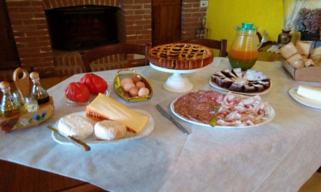 Agriturismo Nizur'In Roccaverano Екстериор снимка