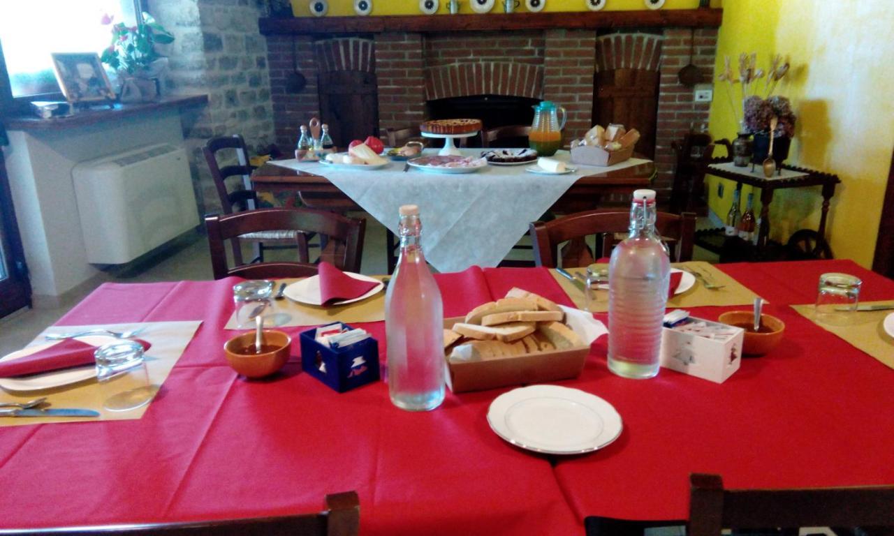 Agriturismo Nizur'In Roccaverano Екстериор снимка